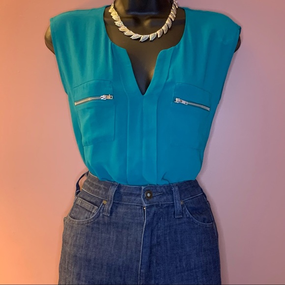 Chiffon Sleeveless Blouse- Teal - Picture 2 of 9